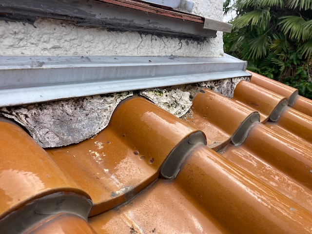 劣化した漆喰別角度